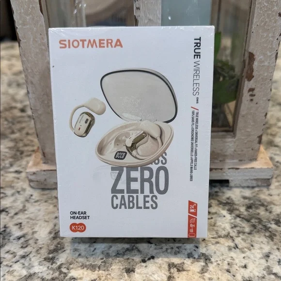 True Wireless On-Ear Headset - still in box - Picture 1 of 2